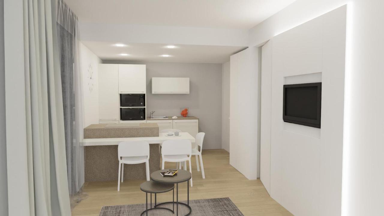 לידו די ג'סולו Hotel & Aparthotel Carinthia S מראה חיצוני תמונה