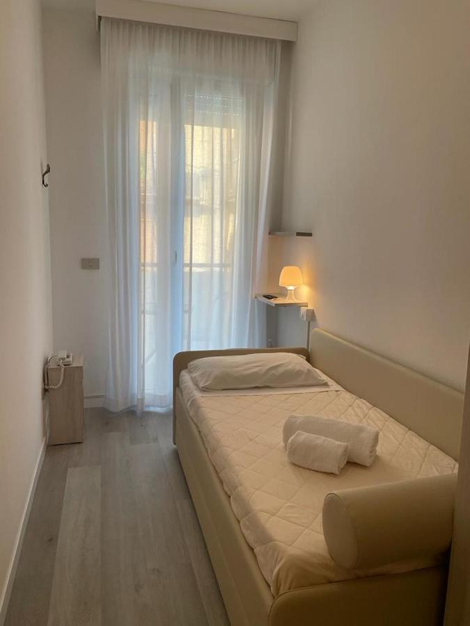 לידו די ג'סולו Hotel & Aparthotel Carinthia S מראה חיצוני תמונה